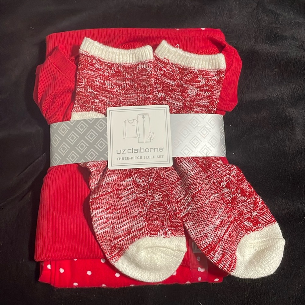 NWT - Liz Claiborne 3 Piece Sleep Set - Size Small